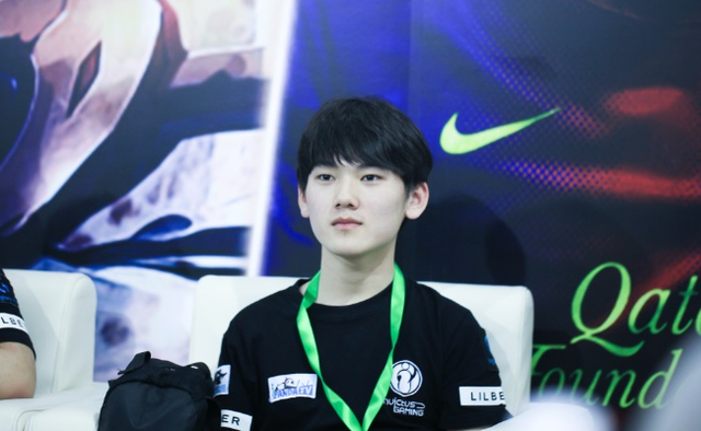 LPL今日首发名单：三场焦点对决奉上